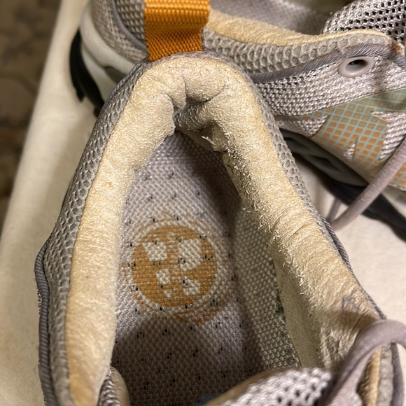 Merrill Helium Ventilator Taupe Performance Footwear. - Picture 9 of 12